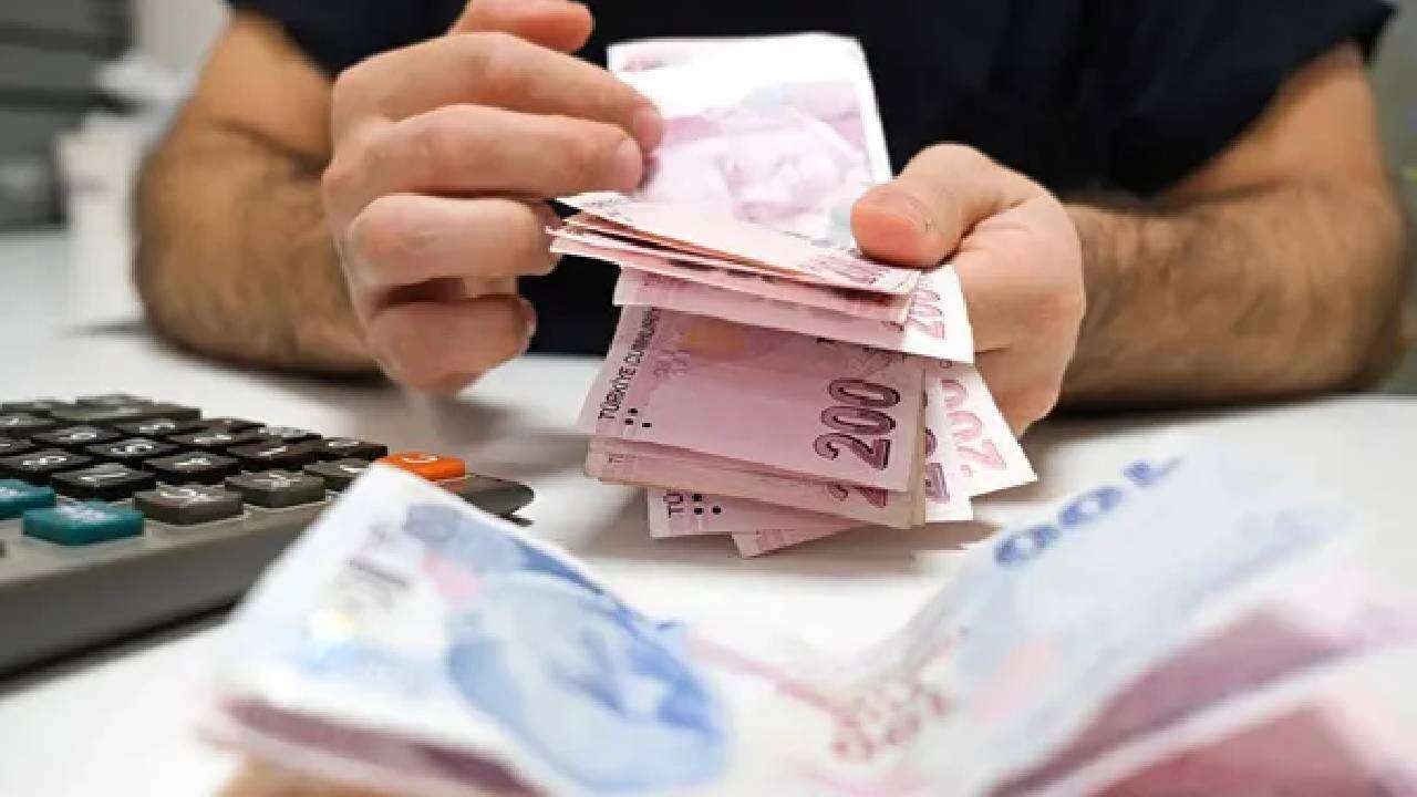 Bankalar kesenin ağızını açtı: Emekli maaş promosyonu zamlandı! Emekliye 100 bin lira ek ödeme için son 1 gün 8